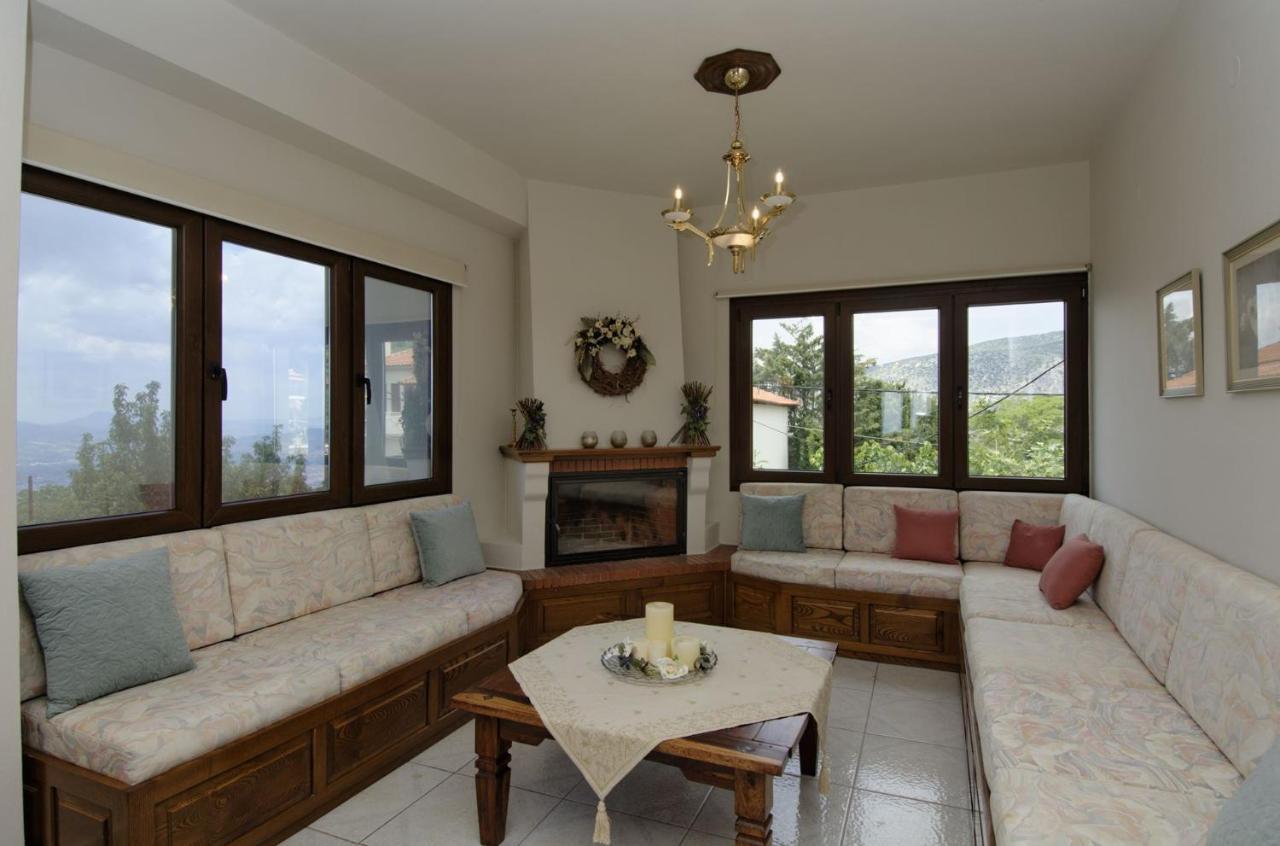 פורטאריה Iatrou House- Villa With Incredible View מראה חיצוני תמונה