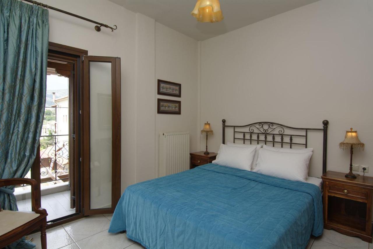 פורטאריה Iatrou House- Villa With Incredible View מראה חיצוני תמונה